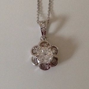 Crystal flower necklace